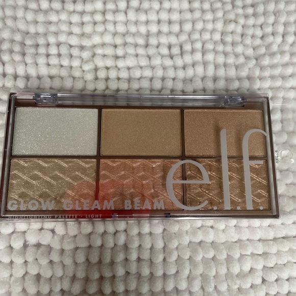 Elf Glow Gleam Beam Highlight Palette - Picture 4 of 5